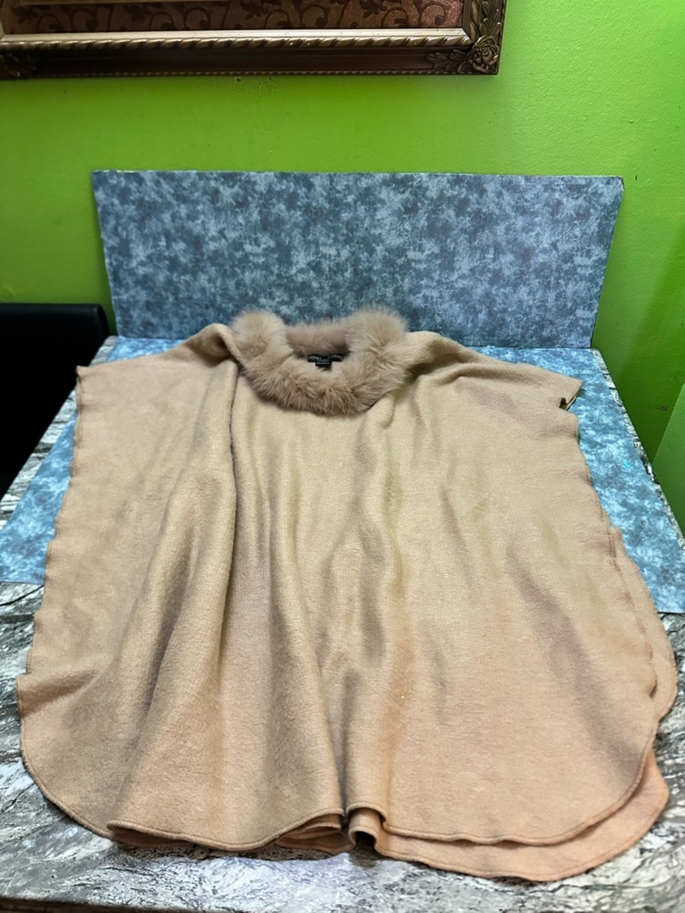 Adrienne Landau Soft Beige Fur-Trim Real fur fox Sweater Cape
